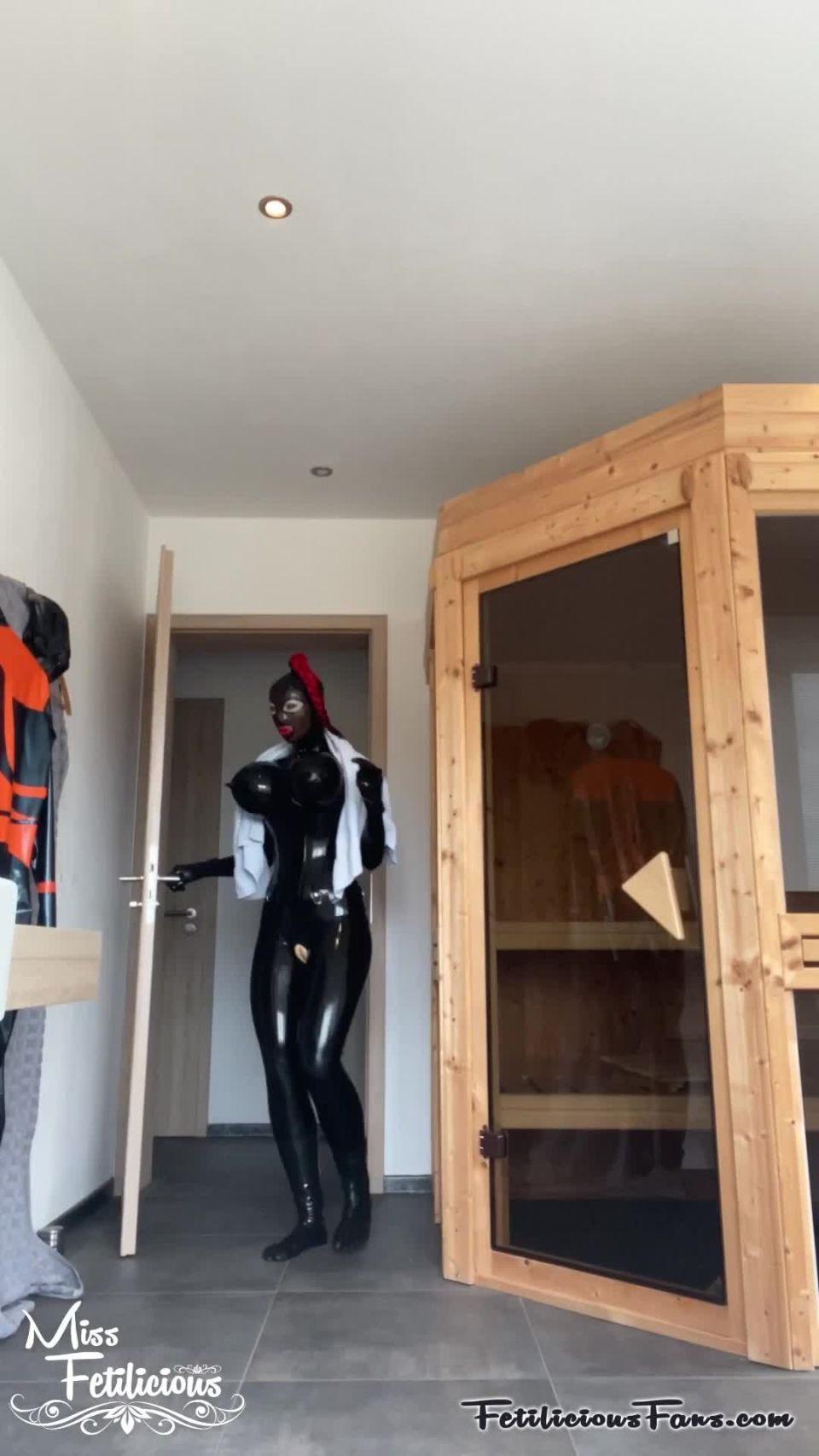 Latex Heavy Rubber Wellness Quick View Porn - New Sex Vid...