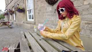 Mrs Seams visits the UK PT 3.-6