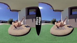 Busty Teen Sunbathes with a Voyeur Spy - Smartphone VR-4