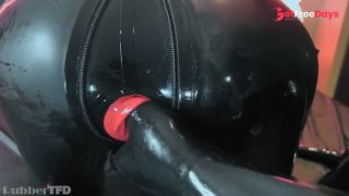 FUCKING RED TARGET-4