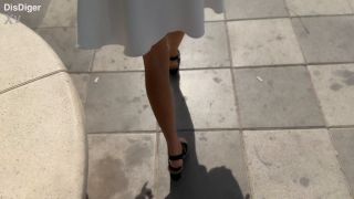 Katty West - Beauty Agrees To Cumwalk For a New Iphone Full HD-1