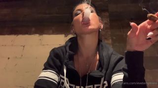 Raven Eve - Temptress - Smoking-7