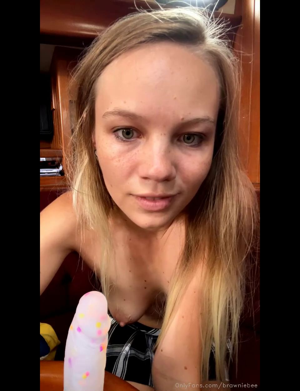 Brawniebee 122 Onlyfans (Amateur porn)
