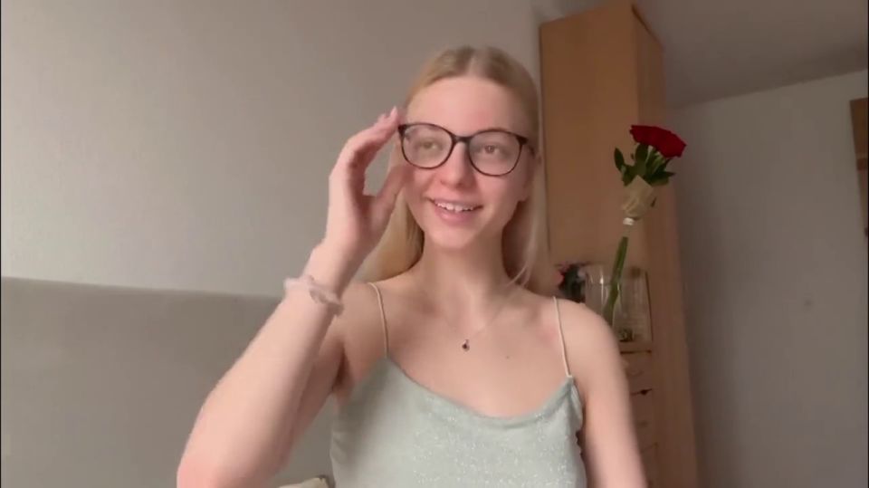 Blonde Why are so many adult men SUBMISSIVE