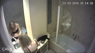 Amateur Hidden Camera 880-4