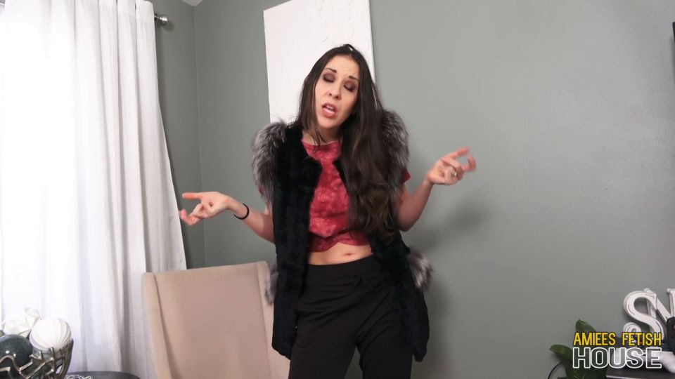 Amiee Cambridge - Frat Boy Hazing - Riding  Jerkoff encouragement   Jerkoff encouragement 