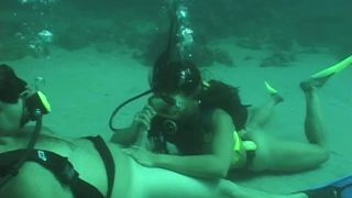 SexUnderwater e0319 Deep Fishing (mp4)-7