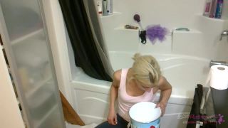 free video 1 CandiAdickt – Hacking in the can | jerkoff instructions | fetish porn asian feet fetish-1