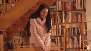 Angela White Cuddle Up - Solo-5