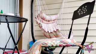 Vicky Vix - Candid Foot And Smoking Ignore - Smoking-3