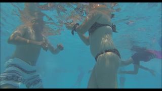 Voyeur - Underwater swimsuit tracking - YMUW-1090,  on voyeur -1