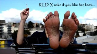 Dirty feet – Barefoot Urban Girls – RED-X: barefoot autumn in Lugano | stinky feet | feet porn -5