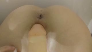 Real real orgasm while playing with my dildo and squirt !-3