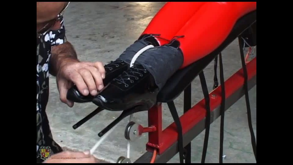 clip 30 HouseofGord: Trussed and Transported - cinch straps - femdom porn deutsche femdom
