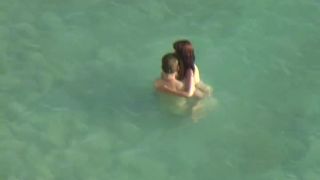 porn clip 20 Voyeur sex in public places beach on voyeur -2