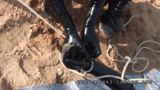 FreaksInside  Julia and Lady Seraphina outdoor 2.-5