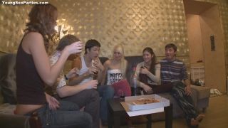 Amateur - Students Group Sex After Pizza Amateurporn-0