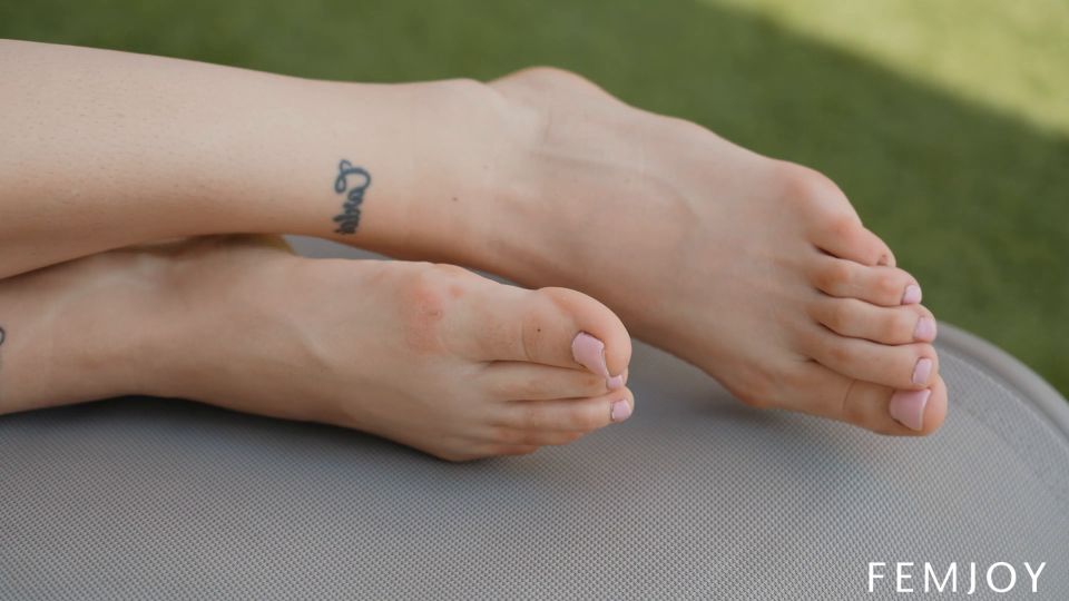 [FemJoy] Charlotte Grey Tropical Heat [12.13.25] [1080p]