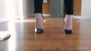   Fisting  Fisting  Young Goddess Kim - Caged foot bitch - Handpicked Jerk - Off Instruction - Goddess-8