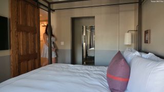 7173 Hot GILF Loves Teaching Young Guys how to FUCK Mandy Bri...-3