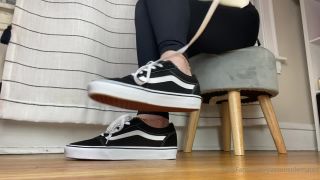 free porn clip 38 sizetensolemates 301120201356034966 black vans sweaty peds joi jerk off while i show off my new sneakers and socks, interracial foot fetish on feet porn -2