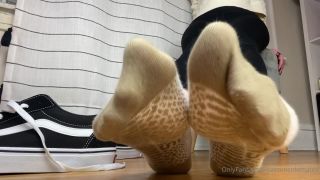 free porn clip 38 sizetensolemates 301120201356034966 black vans sweaty peds joi jerk off while i show off my new sneakers and socks, interracial foot fetish on feet porn -6