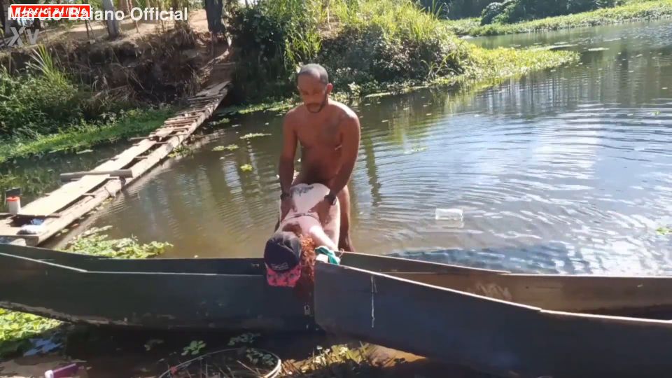 7147 Inside The Abandoned Boat And On The Bridge Hd