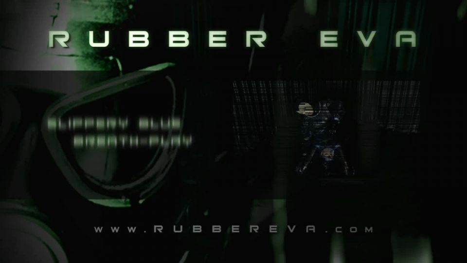 2009 Slippery Blue Breath-Play Part 03.