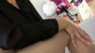 [K2S.CLUB] AnnikaRose - Lesbische Büromiezen in Feinstrumpfhosen - FullHD 1080P-7