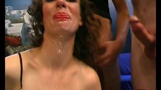 Gundula schluckt sich satt! John Thompson GGG Sex Clip Vi...-5