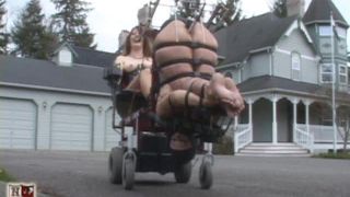 House of Gord19 06 07 Moxxie Maddron - Quadro Fuck (Scene)-1