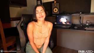 Mi Reaccin A Porno Amateur  Bob Big Tula Ft. Meg Vicious Knock Knock Prod 1080p-1