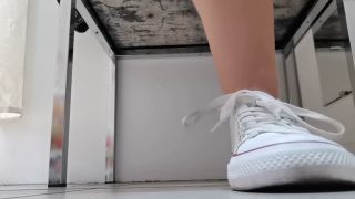 Dirty Feet And Dirty Insoles For Your Italian Giantess In Public Shop-9