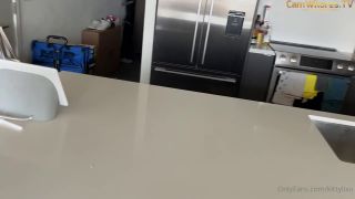 KittyLiXO OF Fucking For Tickets Onlyfans (Pornstar)-1