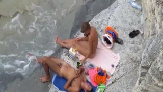 Spying foreplay and sex on the beach-0