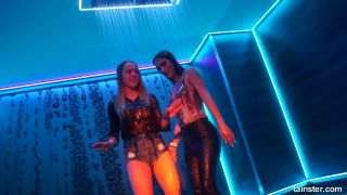 Porn tube A Splash Of Sexiness!-2