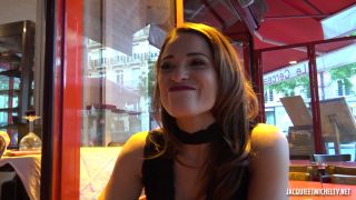 Jacquie Et Michel TV/Indecentes - Voisines - Bruna et Andrea, partouze desthetichiennes - Blowjob-1