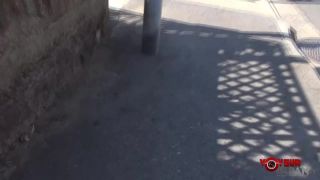 clip 34  / voyeur / voyeur-5