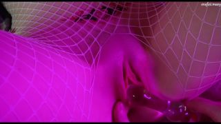 Enafox Sex With A Beautiful Girl On V-day (Hot Babes)-5