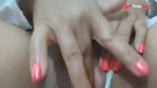 Assisti um vdeo de um casal fodendo me masturbei-5