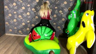 Alla Hotly Fucks Big Beach Ball Watermelon Riding And Blows It Off At The End.-6
