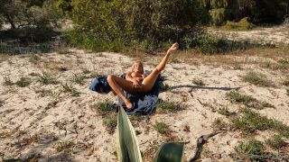 Toys Rita Porcu (ritawild) - Risky pussy fuck with dildo and blowjob outdoors-6
