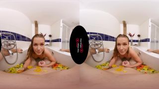 Video Alexis Crystal  Bath Time II 1080p 2K-1