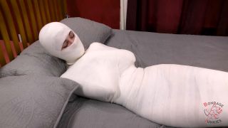 Bondage Junkies - Lola vs. Her Extra Effort 720P - Bondage junkies-8
