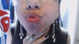 online adult clip 40 Miss Alice the Goth – Smearing Red Lipstick and Wiping It Off, amateur russian tits on solo female -9