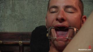 free video 43 clothing fetish The Good Mistress, slave on bdsm porn-2