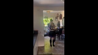 knottydevil 2023-07-14_In_these_videos_ravenfontaine_is_grabbed_from_behind_and_pu.._6a91 -8