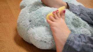 online xxx video 40 The Sole Mates - Kip Barefoot Smothers Her Favorite Stuffed, brother foot fetish on fetish porn -9