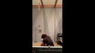 knottydevil 2020-08-27_This_is_from_a_year_ago_when_fifisprouts_and_I_got_to_tie_t.._147d -7