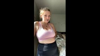 valeriebardot 2022-07-08 Here is the live stream Lots of story time and chatting I    a29ae7-6